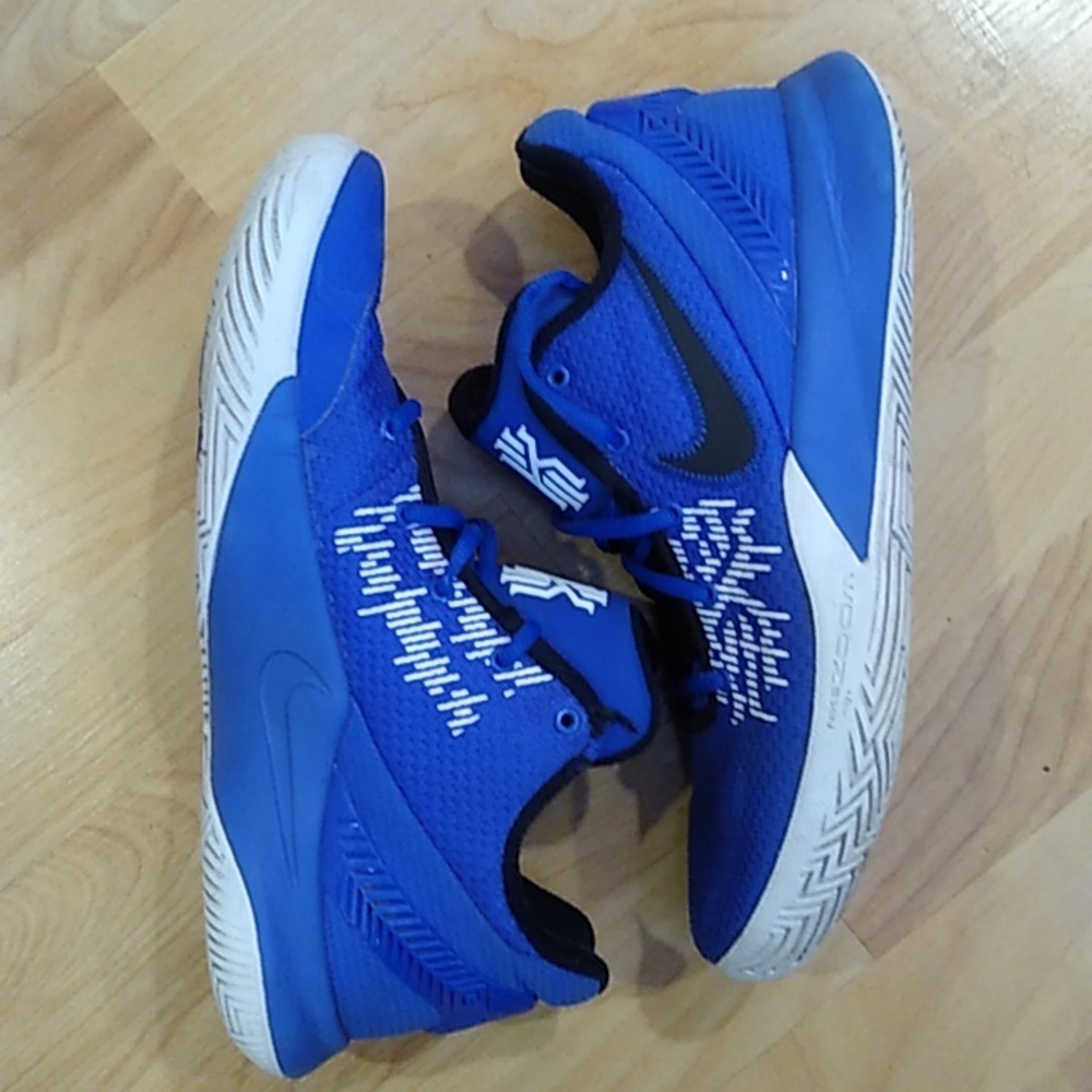 Nike Zoom Kyrie Flytrap 2 Athletic Shoes.Royal Blue & White, Black Swoosh Mens 8 - Picture 8 of 11
